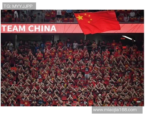 中国足球队历史性突破成功晋级世界杯展现国足崛起新希望